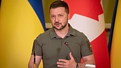 Le président ukrainien Volodymyr Zelensky lors d'une conférence de presse avec le Premier ministre canadien à Kiev, Ukraine, samedi 10 juin 2023