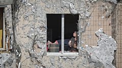 Ein Wohnhaus in Odessa nach einem massiven russischen Drohnenangriff, Ukraine, 10. Juni 2023