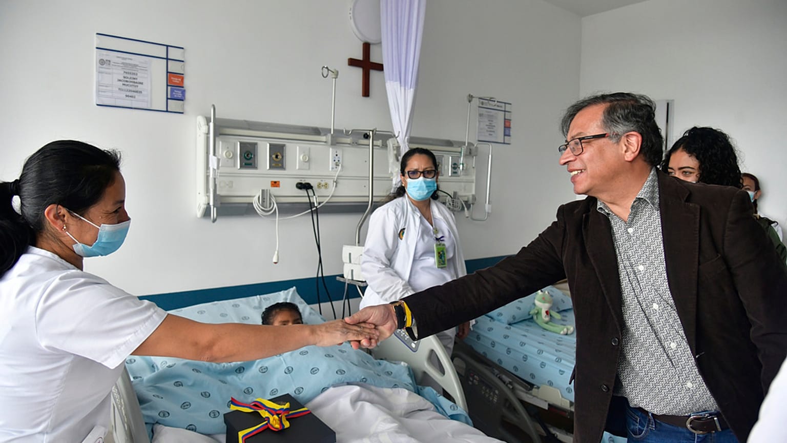 Colombia's President Gustavo Petro visits the children in hospital  
