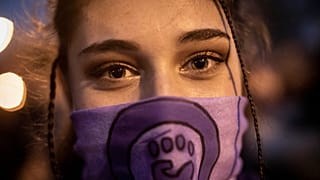 عکس تزئینی است