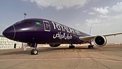  طائرة بوينغ787 دريملاينر الجديدة