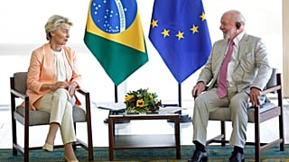 Luiz Inacio Lula da Silva brazil elnök (jobbra) és Ursula von der Leyen, az Európai Bizottság elnöke találkozott Brazíliában, a Planalto palotában 2023. június 12-én, hétfőn