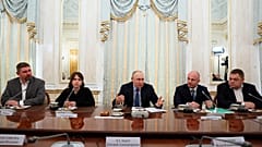 Ο Βλαντίμιρ Πούτιν κατά τη διάρκεια ενημέρωσης των δημοσιογράφων στο Κρεμλίνο