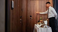 40 % des hôtels déclarent que le room service est de plus en plus solicité.