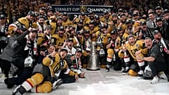 Die Golden Nights feiern den Gewinn des Stanley Cups