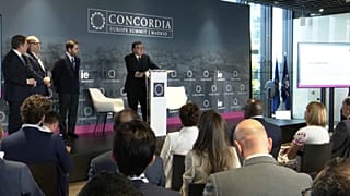 Durão Barroso foi un dos oradores da cimeira