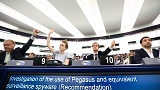Il Parlamento europeo ha approvato le raccomandazioni della commissione Pega con 411 voti a favore, 97 contrari e 37 astensioni