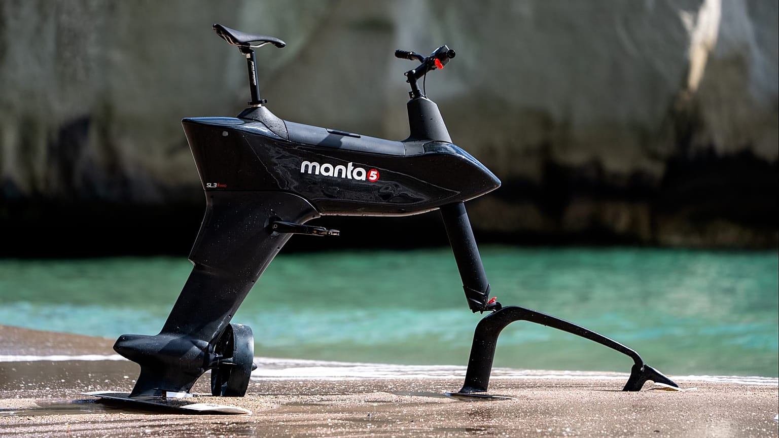 Image shows the Hydrofoiler SLS 'water-bike' from New Zealand-based company, Manta 5. 
