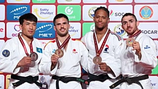 Medalhistas do Qazaqstan Barysy Grand Slam 2023, em Astana, a capital do Cazaquistão