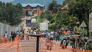 Le lycée visé par l'attaque se situe à proximité de la frontière avec la RDC