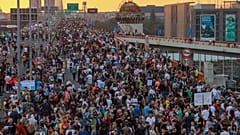 Blockade einer Autobahn in Belgrad am 17. Juni 2023