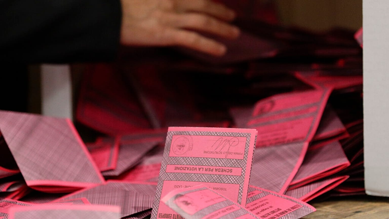 As tendências de voto em eleições nacionais poderão indicar expansão da extrema-direita na UE