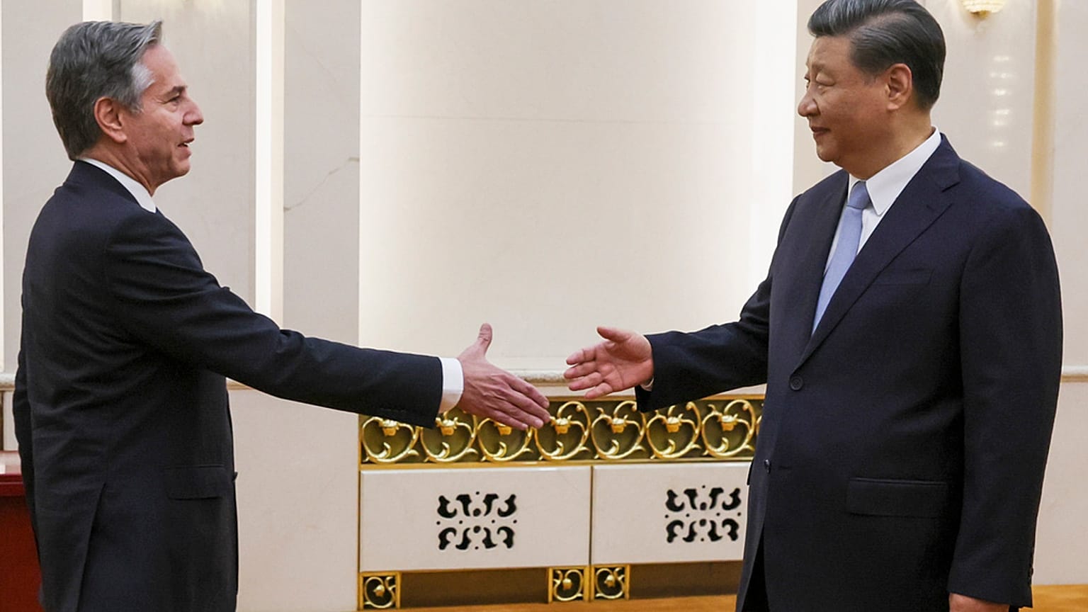Antony Blinken és HsziCsin-ping találkozója Pekingben
