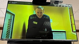 Rus muhalif lider Navalny yeni suçlamalarla hakim karşısında 