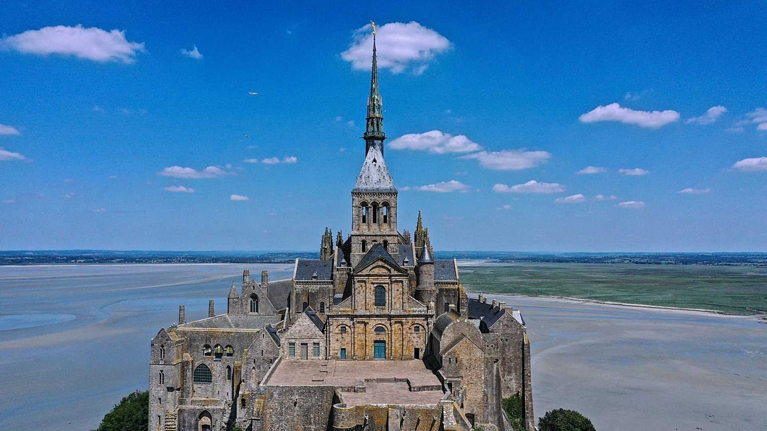 Mont-Saint-Michel Manastrı