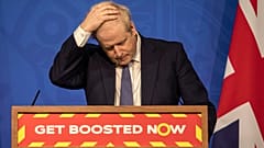 İngiltere Başbakanı Boris Johnson, Covid-19 salgını dönemindeki rutin basın toplantılarından birinde / Arşiv