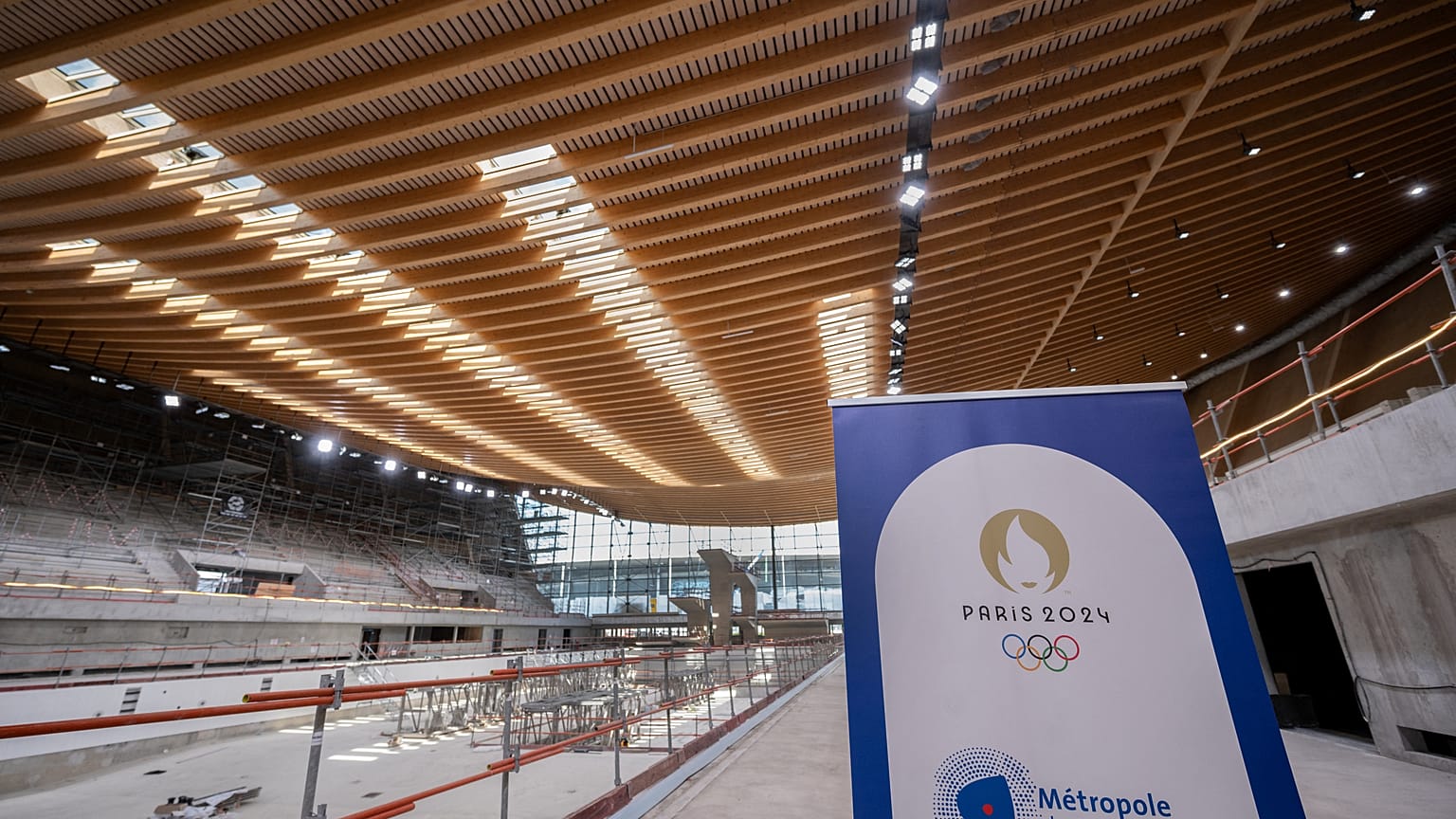 Der Olympische Schwimmkomplex in Saint-Denis