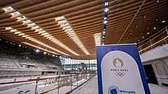 Der Olympische Schwimmkomplex in Saint-Denis