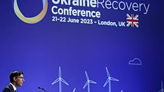 A brit kormányfő a konferencián