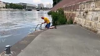 Controllo "ittico" nel fiume Oder.