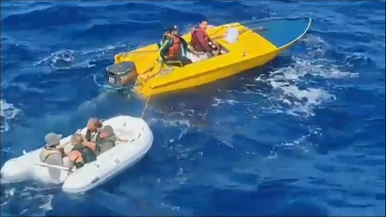 لقطة مأخوذة من مقطع فيديو عملية الإنقاذ