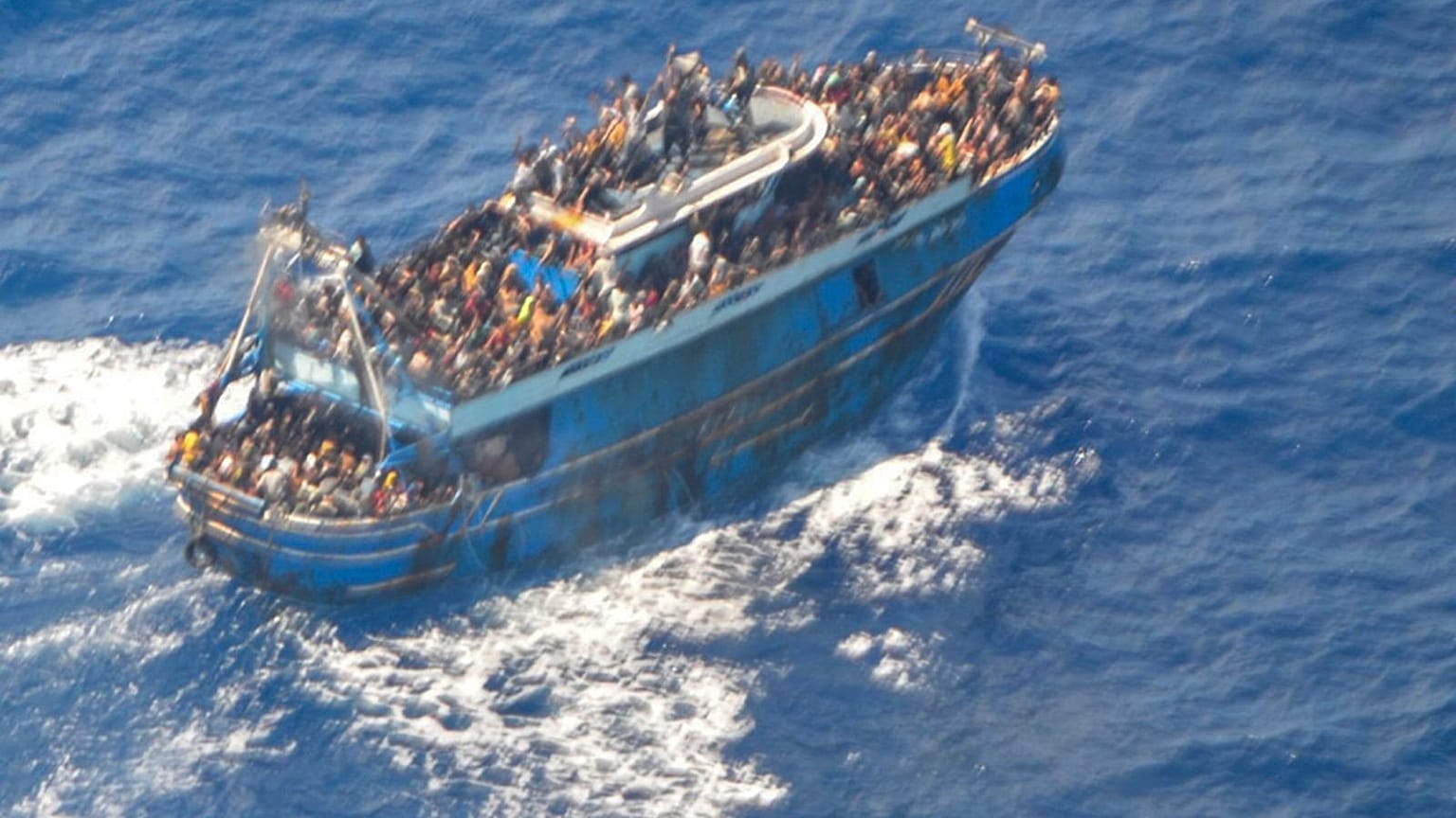 migrant boat