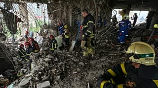 Ρωσικά χτυπήματα στο Κίεβο