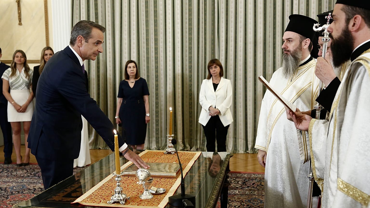 Ο Κυριάκος Μητσοτάκης ορκίστηκε πρωθυπουργός της Ελλάδας