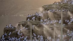 Der Hadsch ist eine Pflicht für alle Muslime, die körperlich und finanziell in der Lage sind, die Reise anzutreten