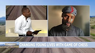 Africanews host Jerry Fisayo-bambi (L) and Tunde Onakoya, Chess in Slums Africa (R)
