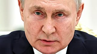 El presidente ruso Vladímir Putin durante su recepción de combatientes este martes.  