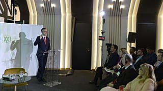 a XXI. Század Intézet Digitális trendek című konferenciáján a budapesti Kertész Imre Intézetben 2023. június 1-jén.áció)