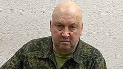 Oroszország legjobb parancsnokának számít, de mellőzik