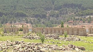 Die Überreste eines gefluteten Kurorts tauchen durch die Dürre in Spanien aus der Versenkung auf