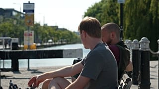 Euronews viaja a Irlanda para mostrar el testimonio de los jóvenes, que debido al alto precio de los alquileres, se ven obligados a abandonar sus hogares.