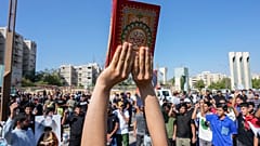 تظاهرة قرب السفارة السويدية ببغداد