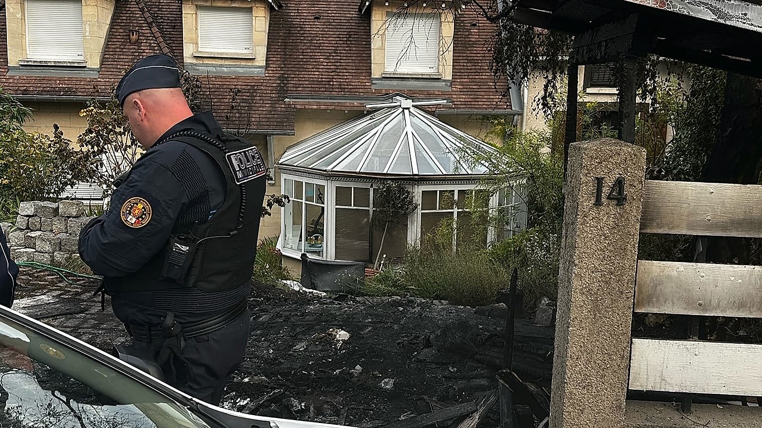 The home of the mayor of L'Haÿ-les-Roses after a vehicle was rammed into it.