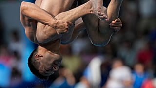 Cliff Diving Competition, Italy 