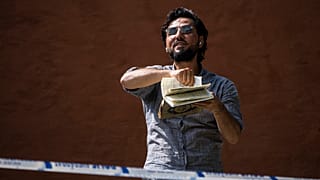 سلوان موميكا أثناء حرقه للقرآن الكريم