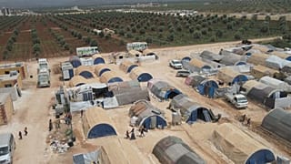Σκηνωμένη πόλη στη βορειοδυτική Συρία