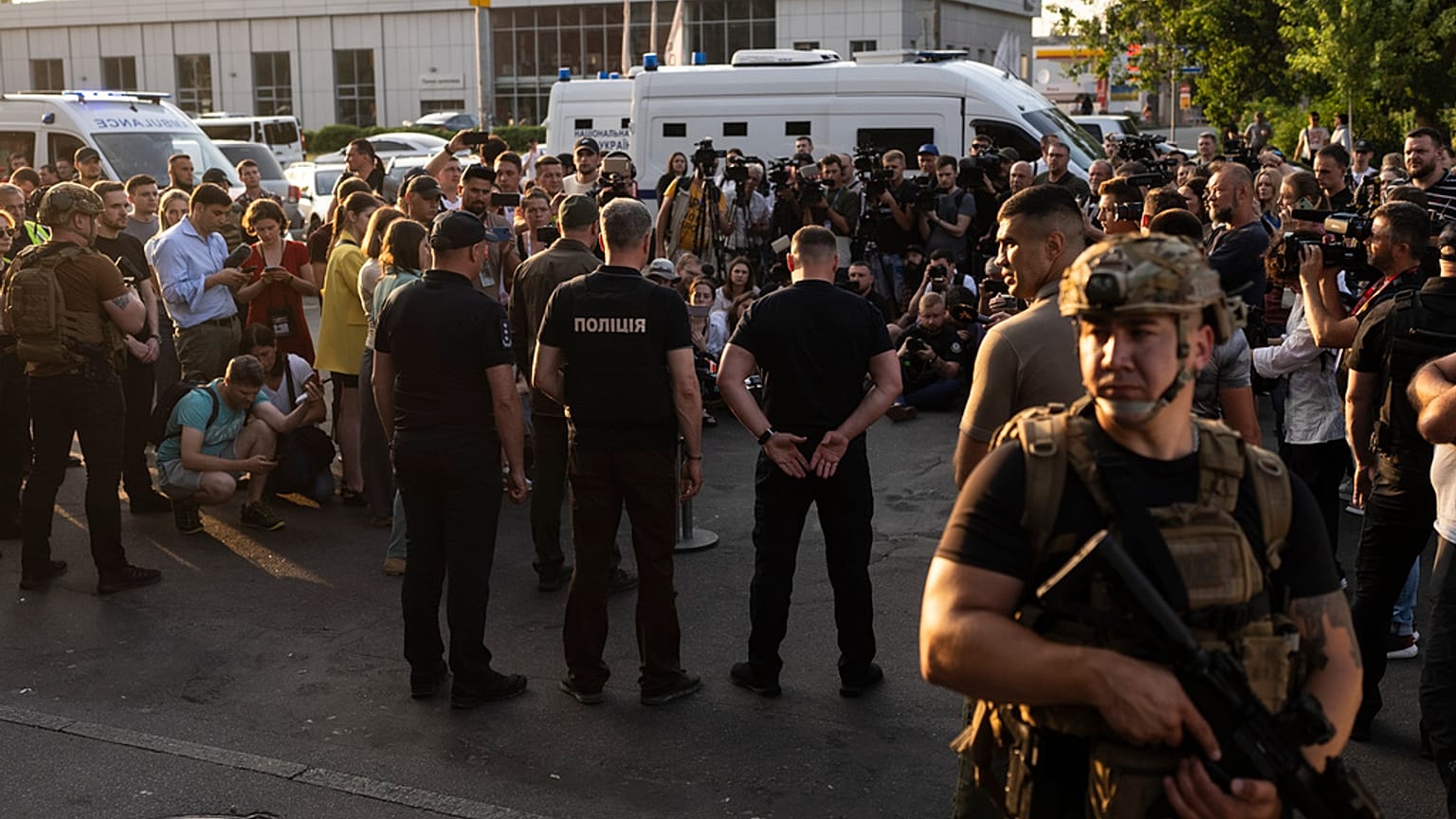 Επίθεση αυτοκτονίας μέσα σε δικαστήριο του Κιέβου