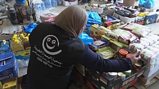 توزيع المساعدات الغذائية في جنين