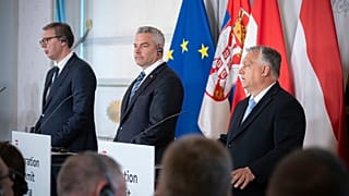 Hármas csúcstalálkozó volt Bécsben