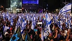 İsrail'de yargı reformu protestosuna binlerce kişi katıldı