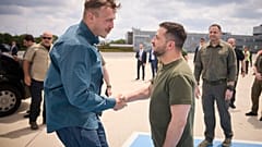 Asow-Kommandeur Proporenko mit dem Präsidenten der Ukraine