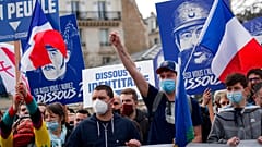Manifestation contre la dissolution du groupuscule d'extrême droite Génération identitaire en 2021
