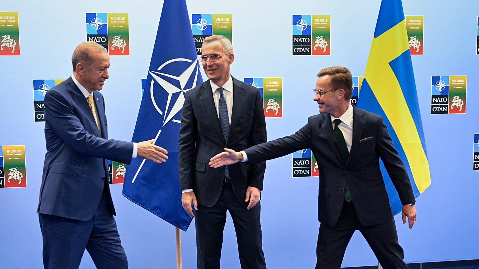 Cumhurbaşkanı Erdoğan, NATO Genel Sekreteri Stoltenberg ve İsveç Başbakanı Kristersson ile görüştü.