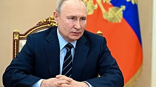 Wladimir Putin bei Online-Beratungen mit seinem nationalen Sicherheitsrat