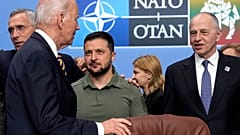Stoltenberg, Biden és Zelenszkij a NATO-csúcson