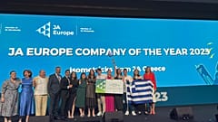 Η ομάδα του Πειραματικού Λυκείου του Πανεπιστημίου Μακεδονίας που νίκησε στο διαγωνισμό